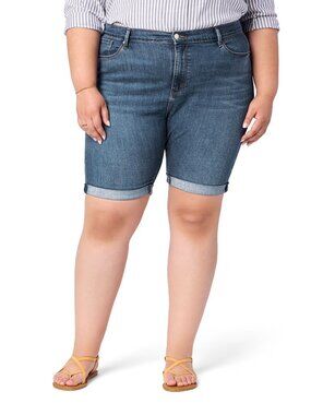 Signature by Levi Strauss & Co. Women’s Plus Size Heritage High Rise Bermuda 28